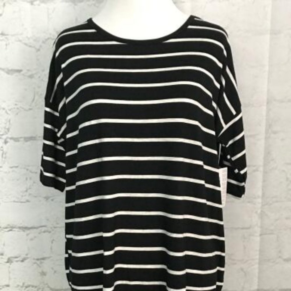 NWT Lularoe Irma Short Sleeve Top Blouse Shirt